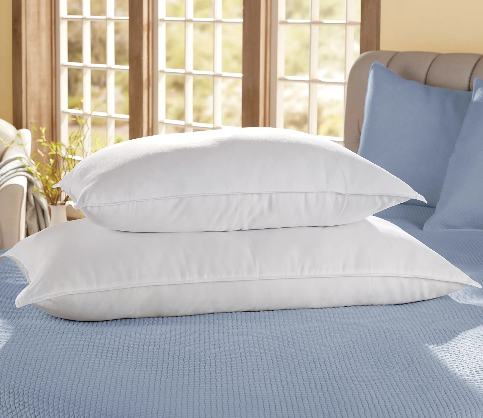 2-Pack of Hotel Luxury Down-Alternative Pillows