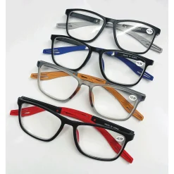 4 Pairs of Reading Glasses