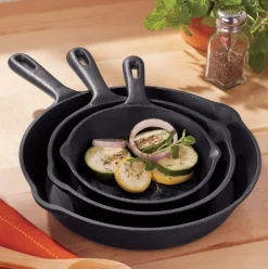 3-Piece Pre-Seasoned Cast Iron Skillet Set