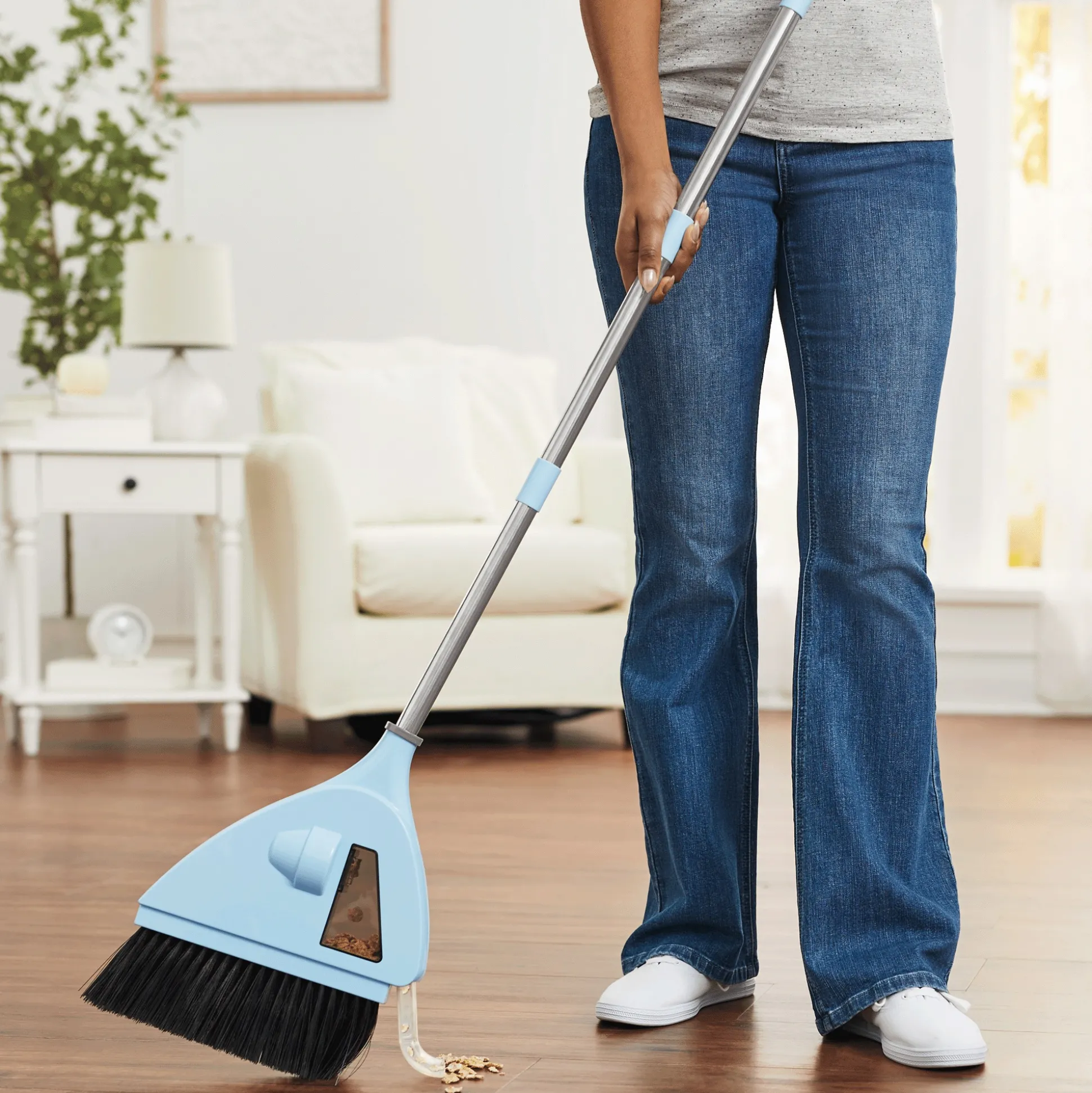 Rechargeable Broom Vacuum