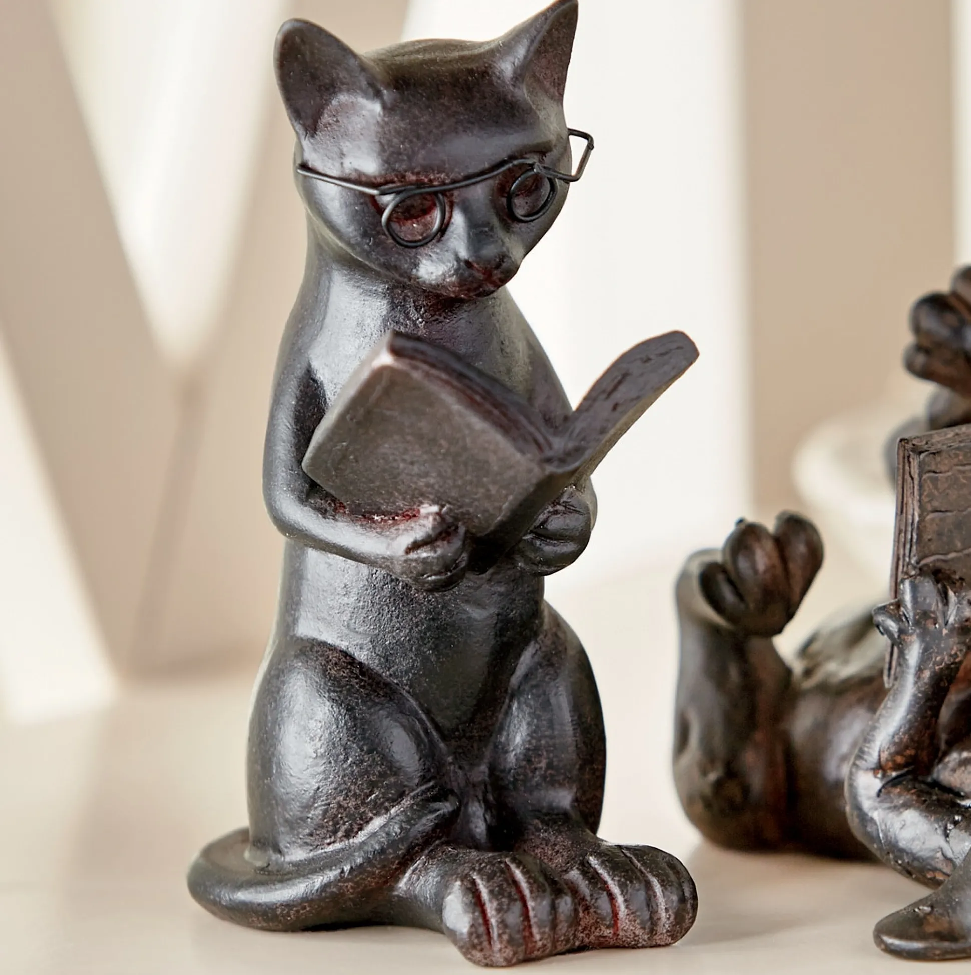 Resin Cat