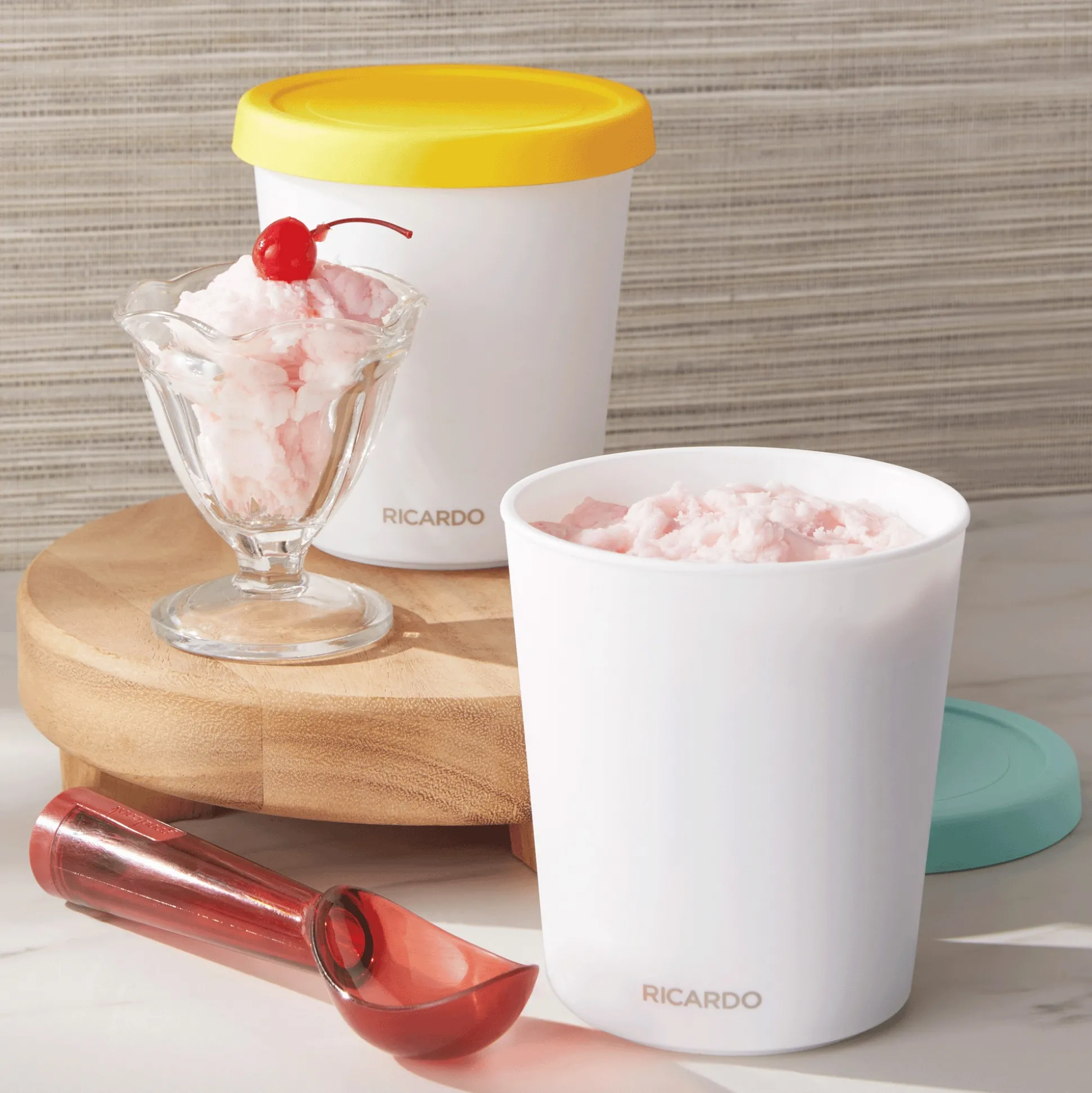 Ricardo Ice Cream Container