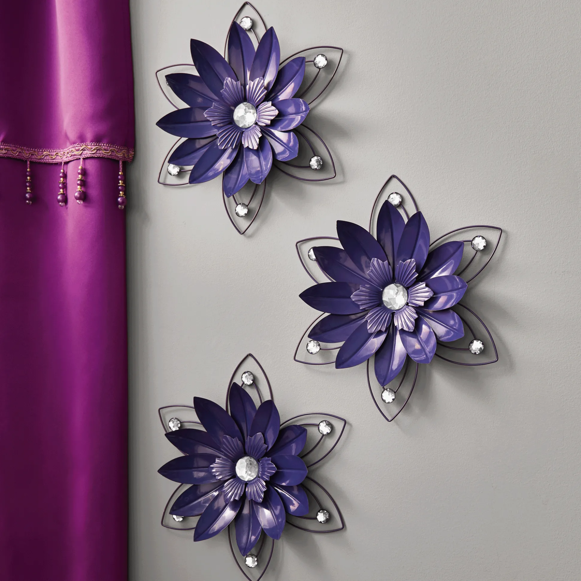Set of 3 Crystal Wall Flowers
