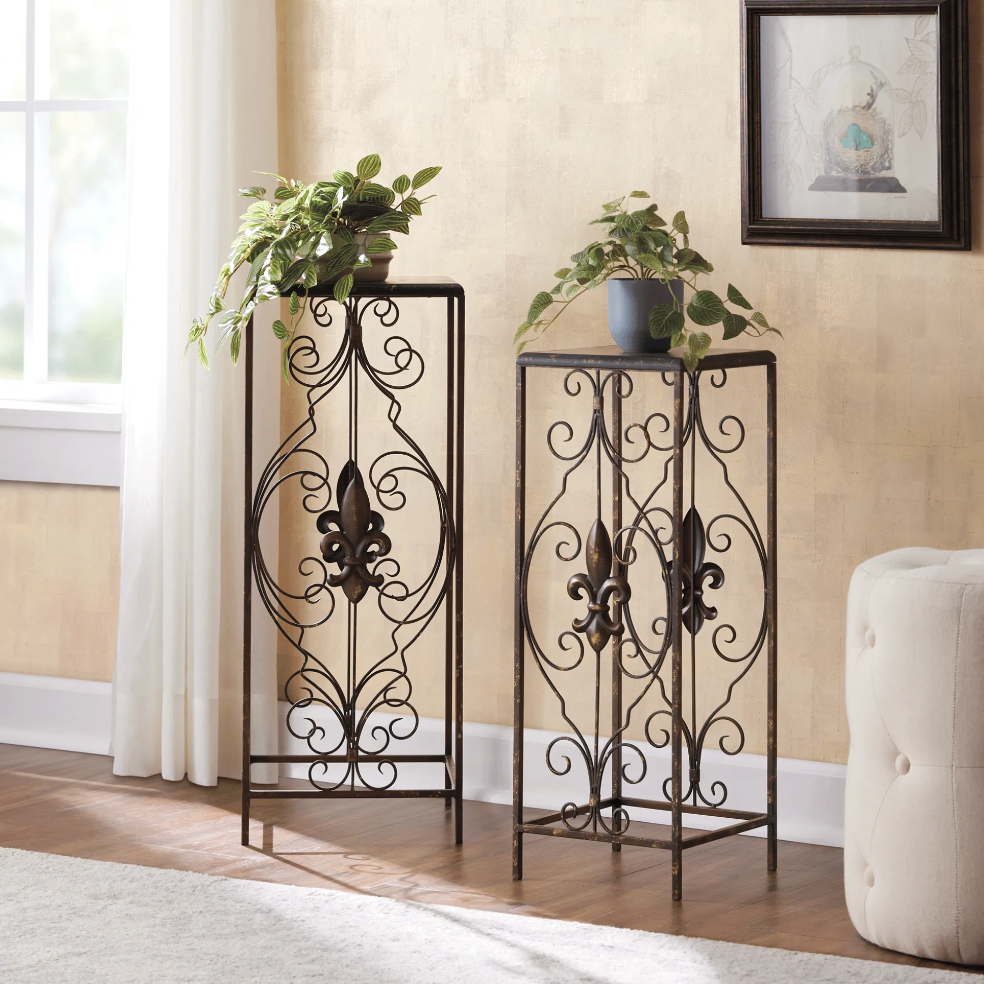 Set of 2 Fleurs-de-Lis Plant Stands