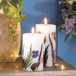 Set of 2 LED Dried Wildflower Candles