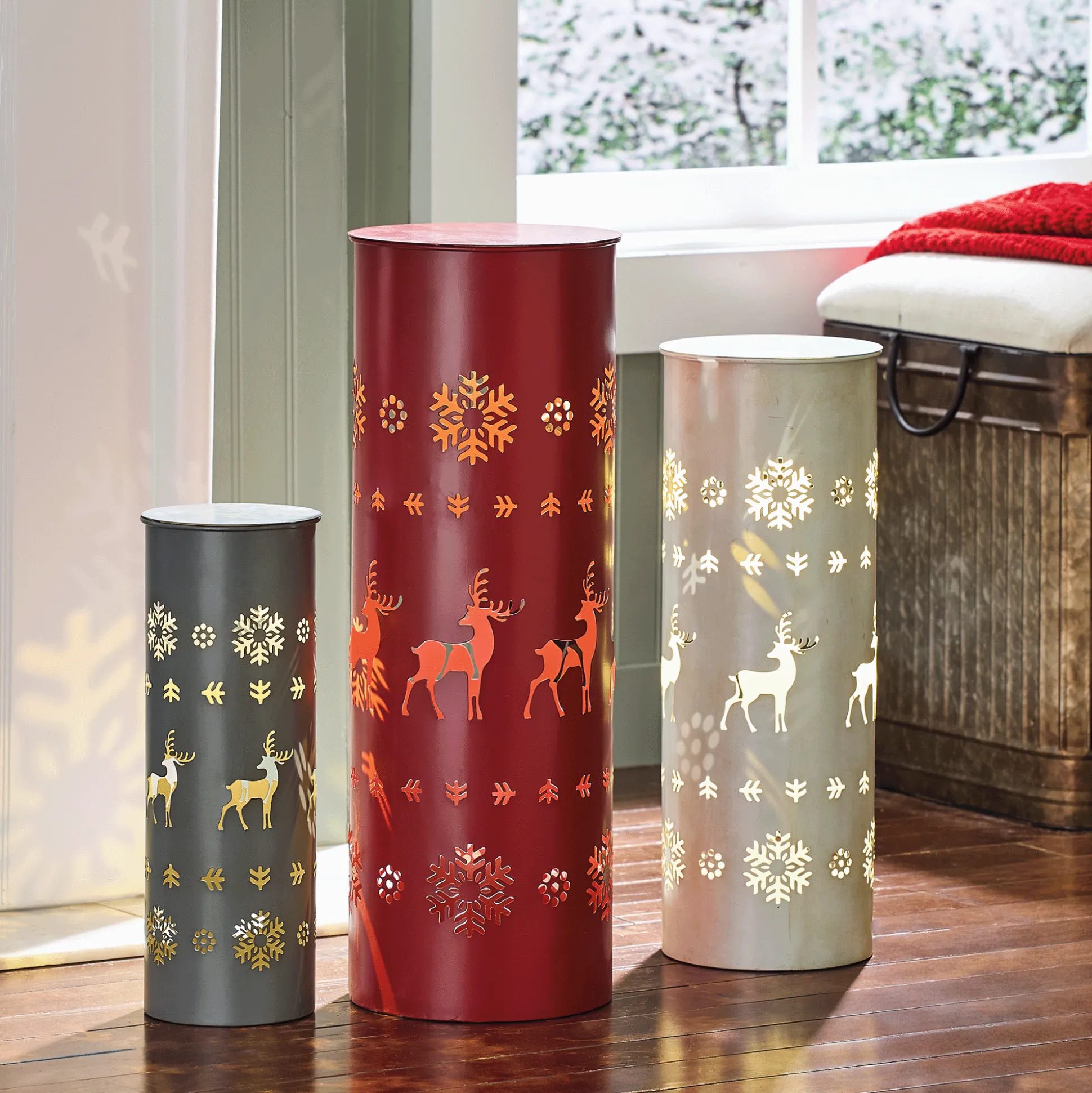 Set of 3 Metal Christmas Luminaries