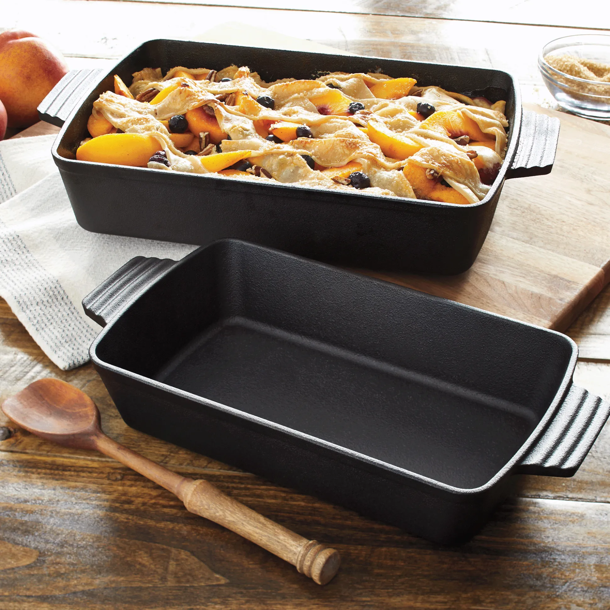 Set of 2 Pre-Seasoned Cast Iron Roasting Pans
