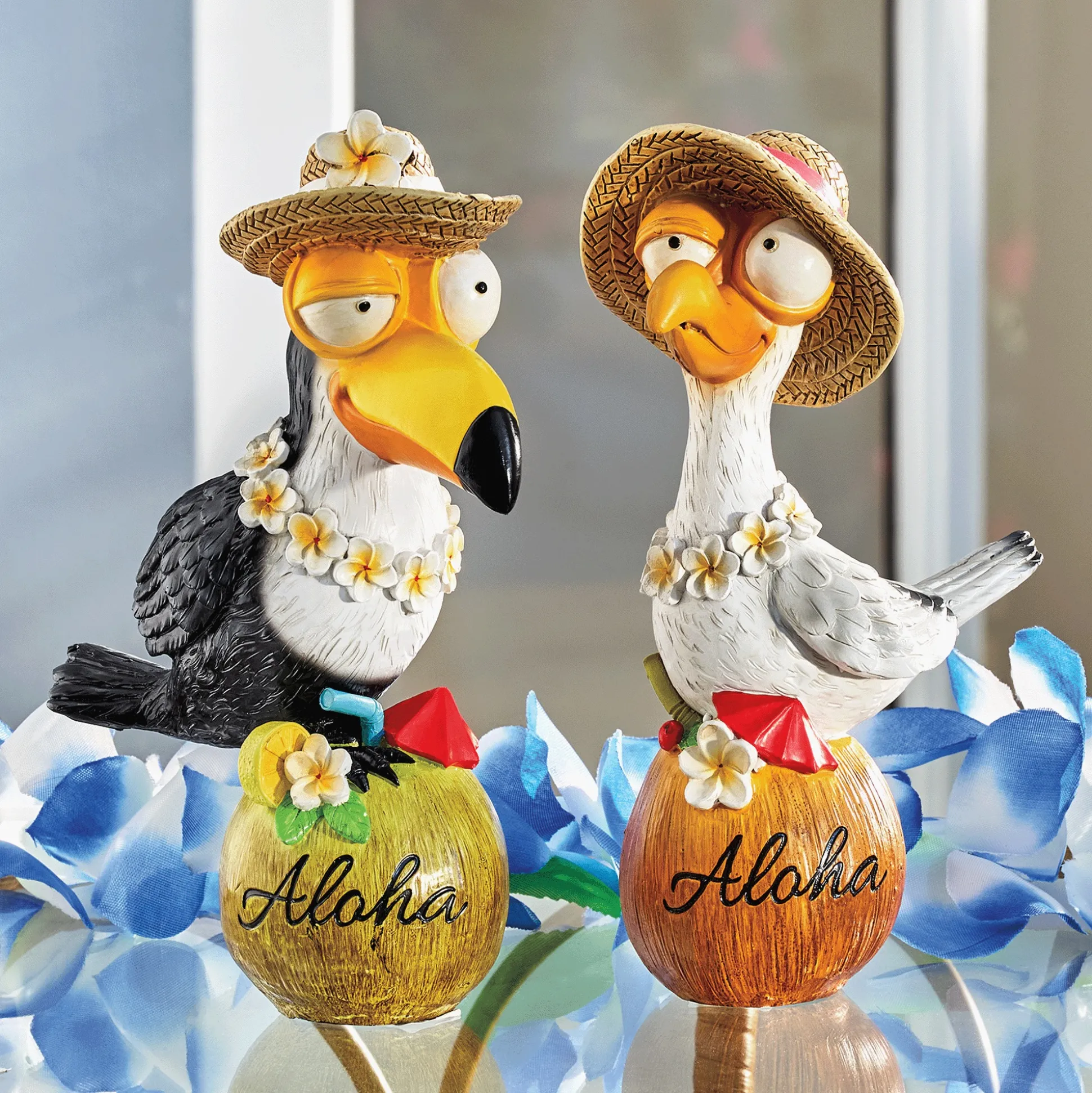Set of 2 Solar Vacation Birds