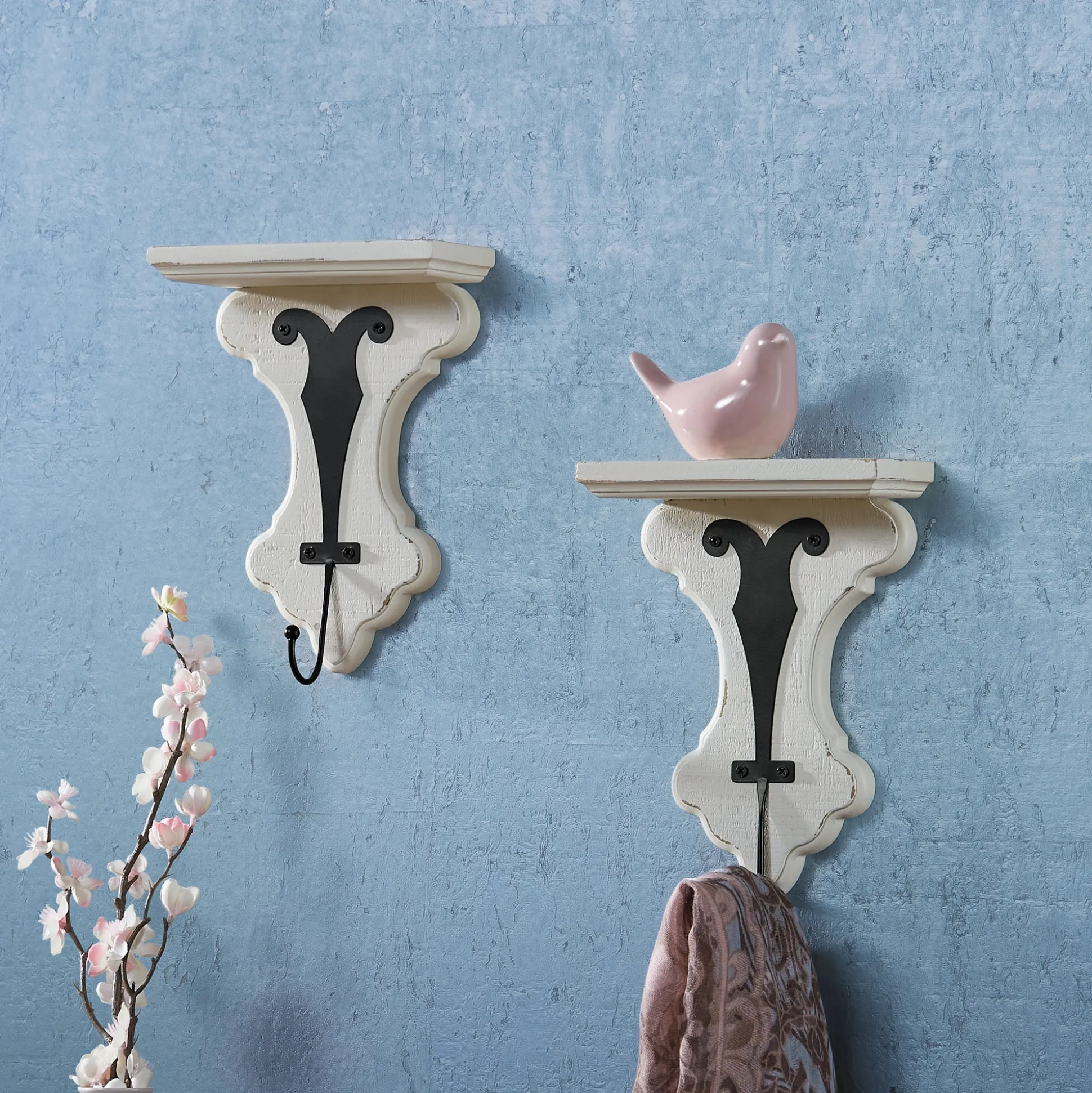 Set Of 2 Vintage-Style Vera Shelves With Hooks