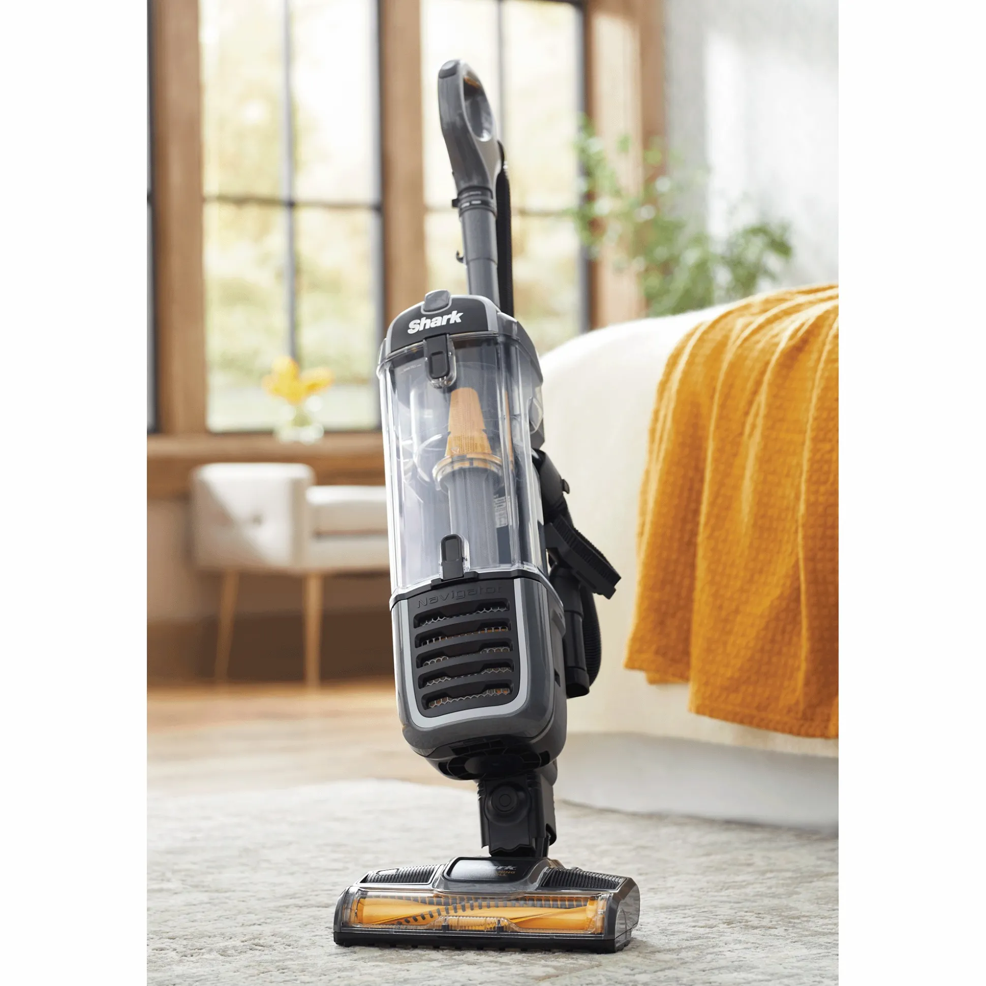 Shark Navigator Swivel Pro Complete Vac