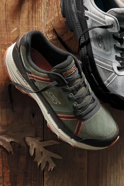 Skechers Go Run Trail Altitude 2.0 Altaridge Shoe with Air-Cooled Goga Mat Footbed and Ultra Light Cushioning