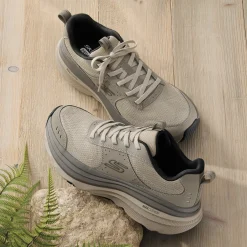 Skechers Men's Max Cushioning Zirrus Shoe