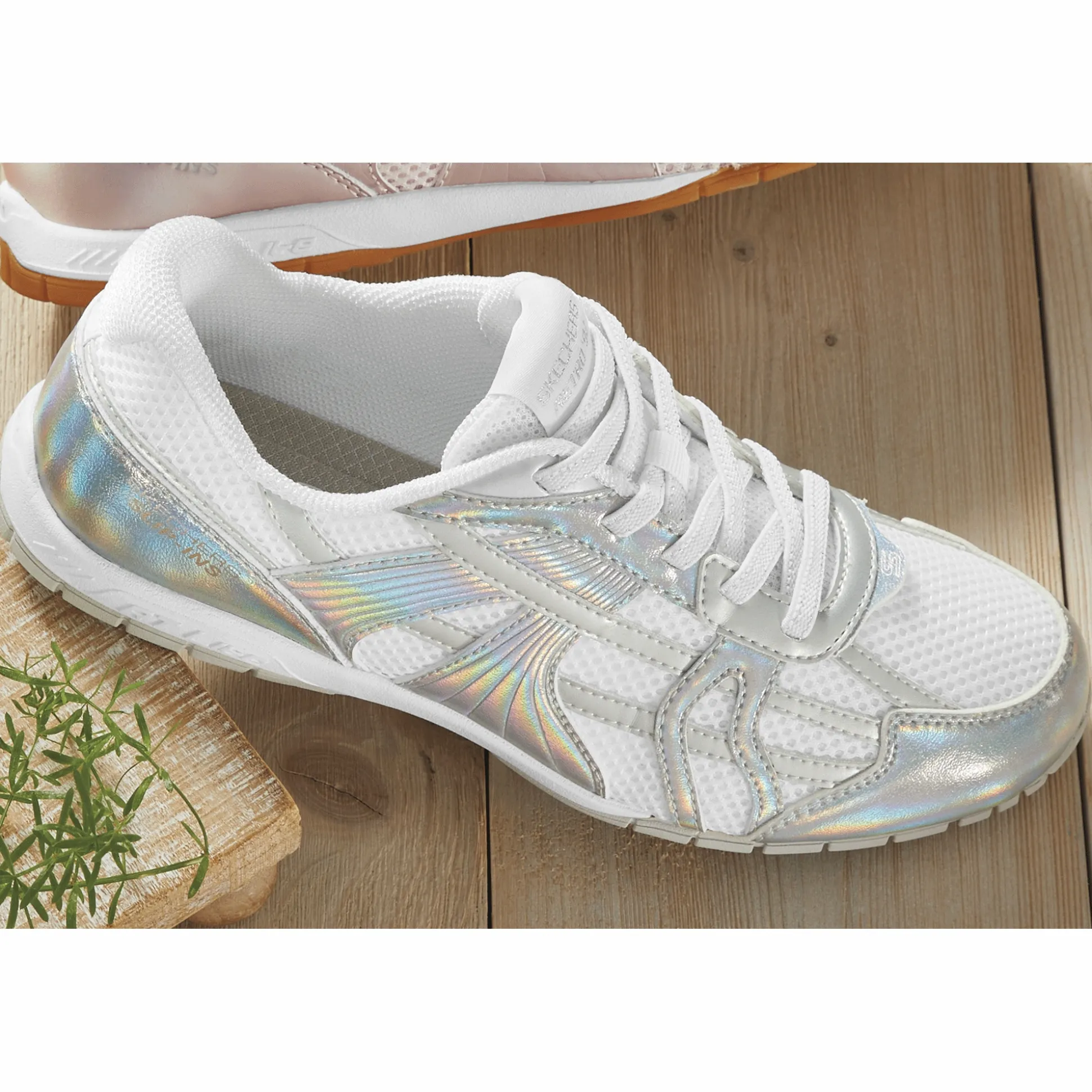 Skechers Slip-Ins Retro Lite Mesmerized Shoe with Air-Cooled Memory Foam Insole