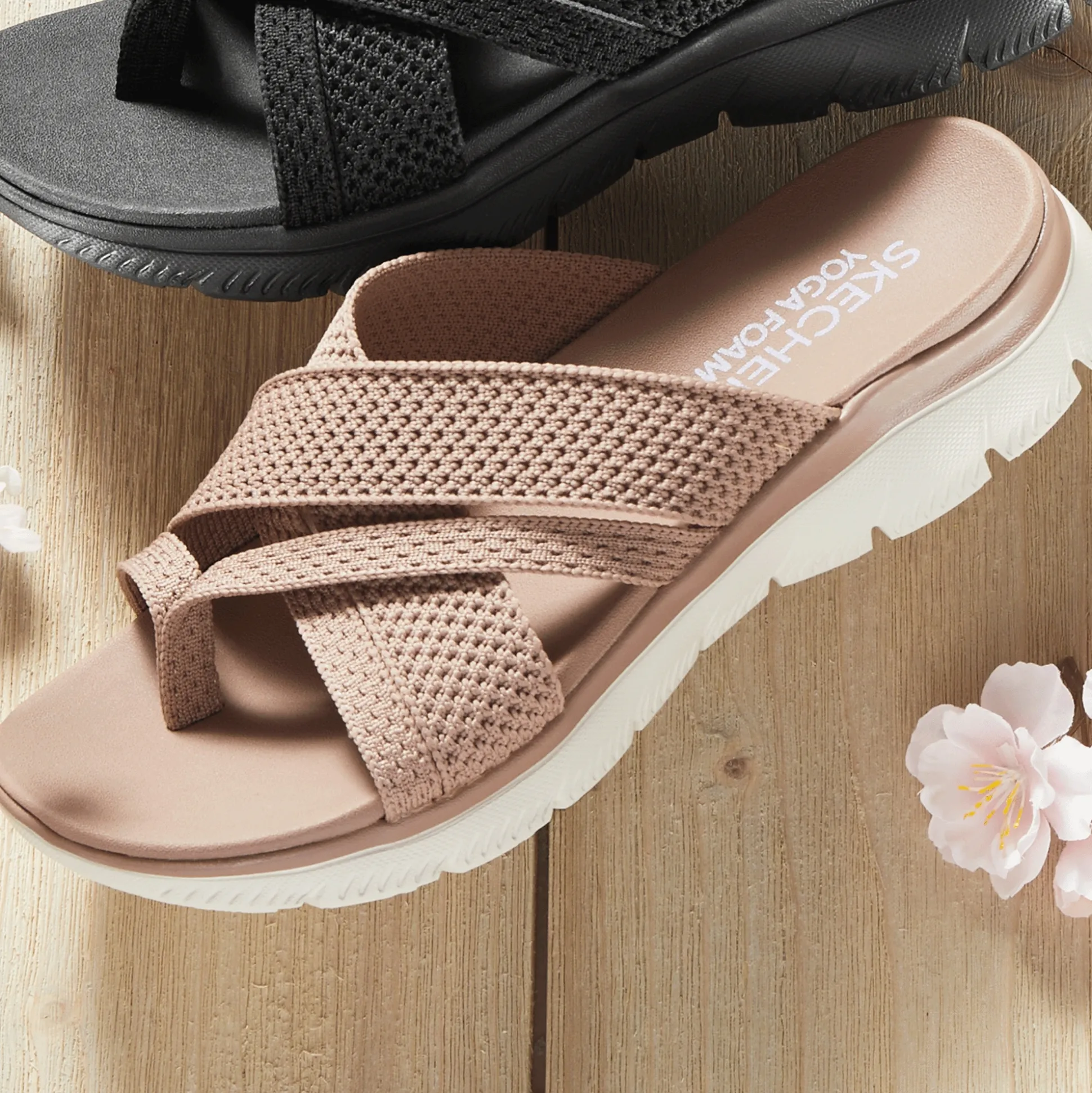 Skechers Summits Fantasy Walk Sandal with Yoga Foam Footbed