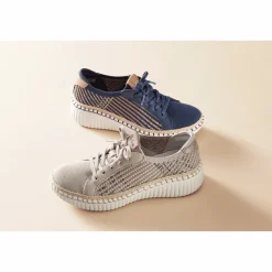 Skechers Wilshire Blvd Breezy Stroll Lace-Up