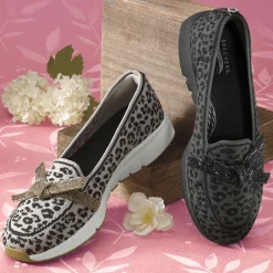 Skechers Women's Arch Fit Living Loafer