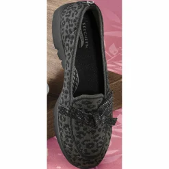 Skechers Women's Arch Fit Living Loafer