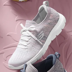 Skechers Women's Summits - Sweet Glow Shoe