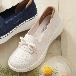 Skechers Women's Wilshire Blvd Knit Sail Shoe