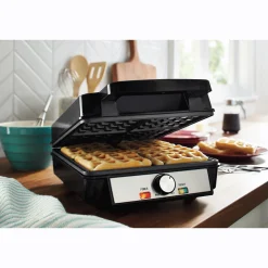 4-Slice Waffle Maker