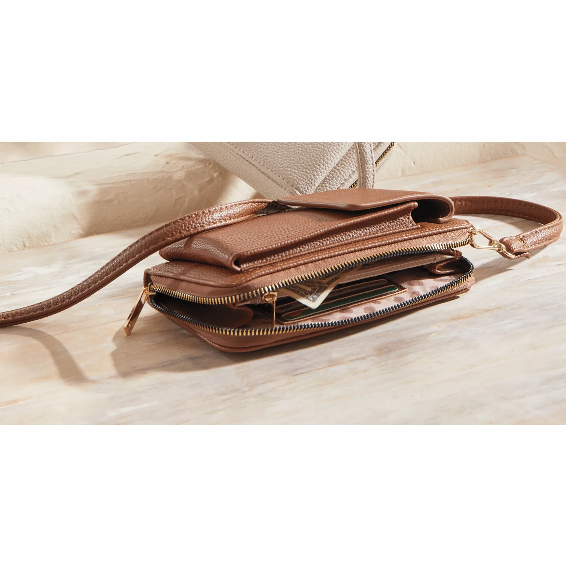 Smartphone Crossbody