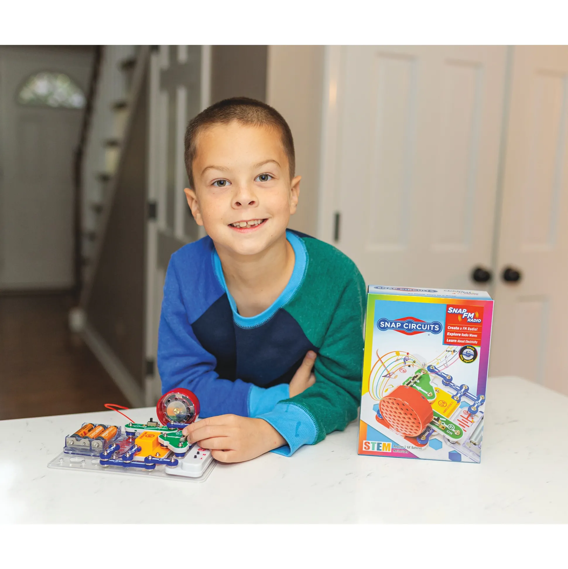 Snap Circuits FM Radio