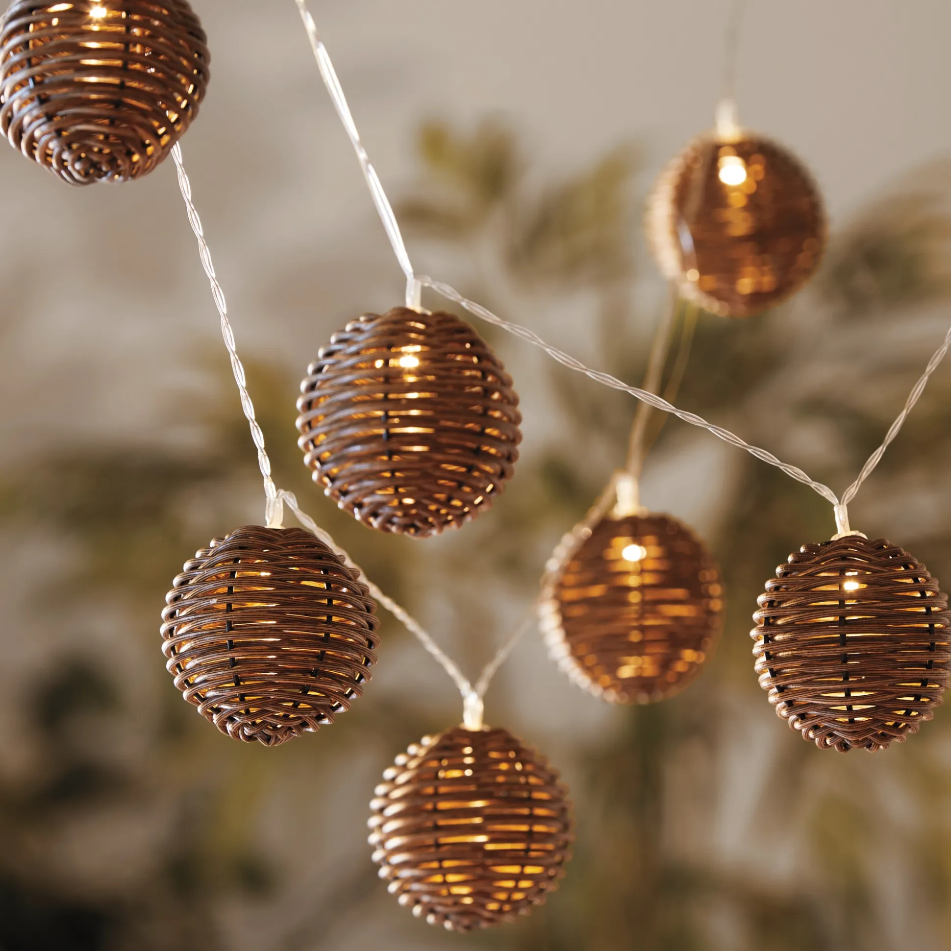 Solar Faux-rattan String Lights