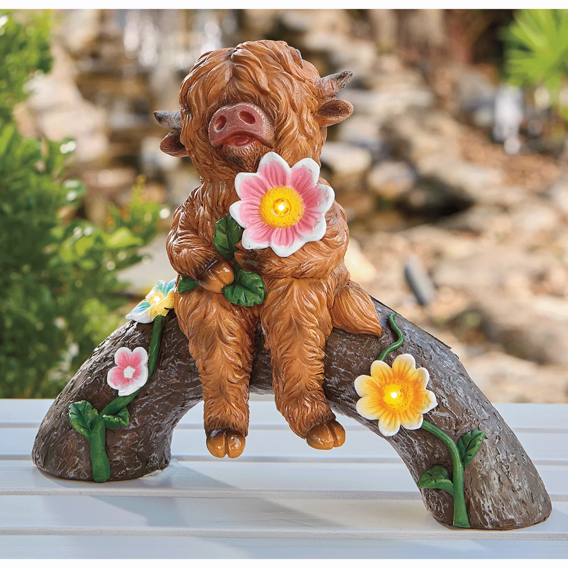 Solar Highland Cow Statue