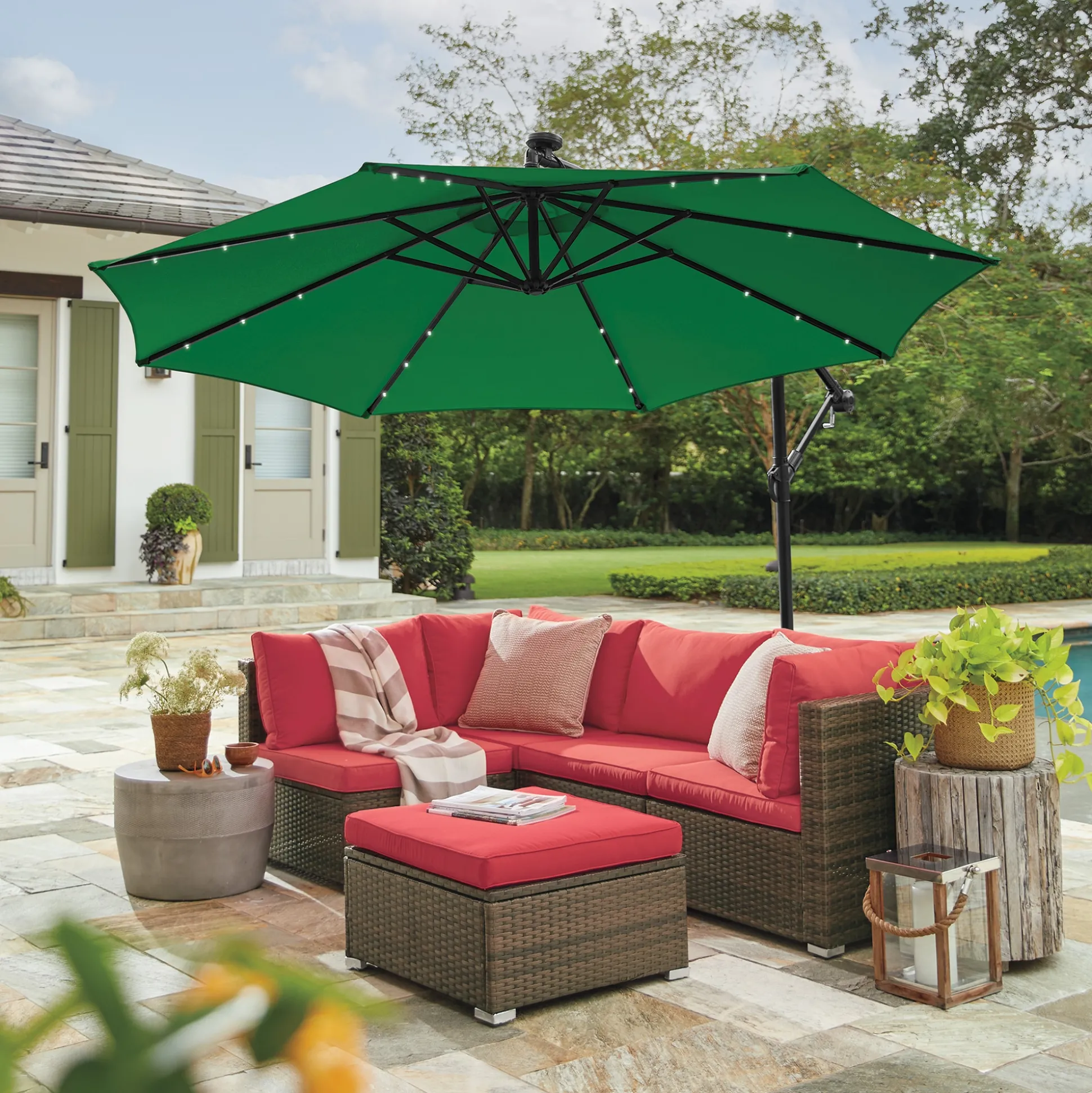 10' Solar Lit Offset Umbrella