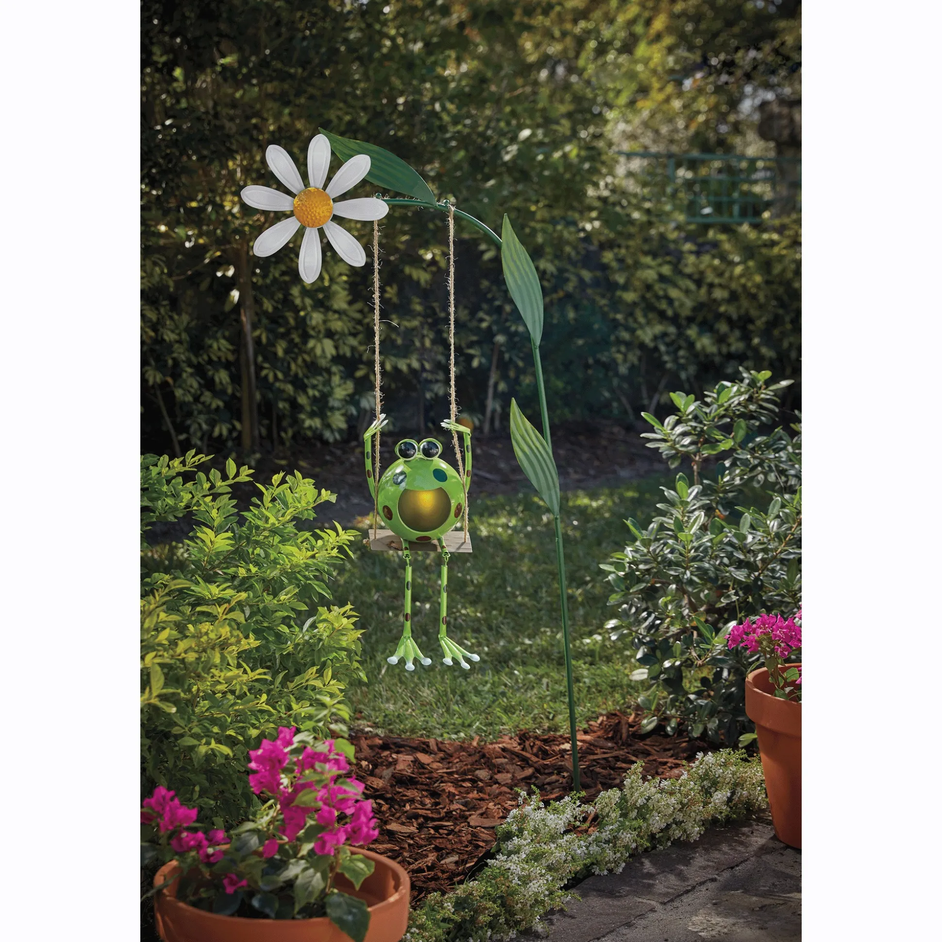Solar Swinging Frog Stake