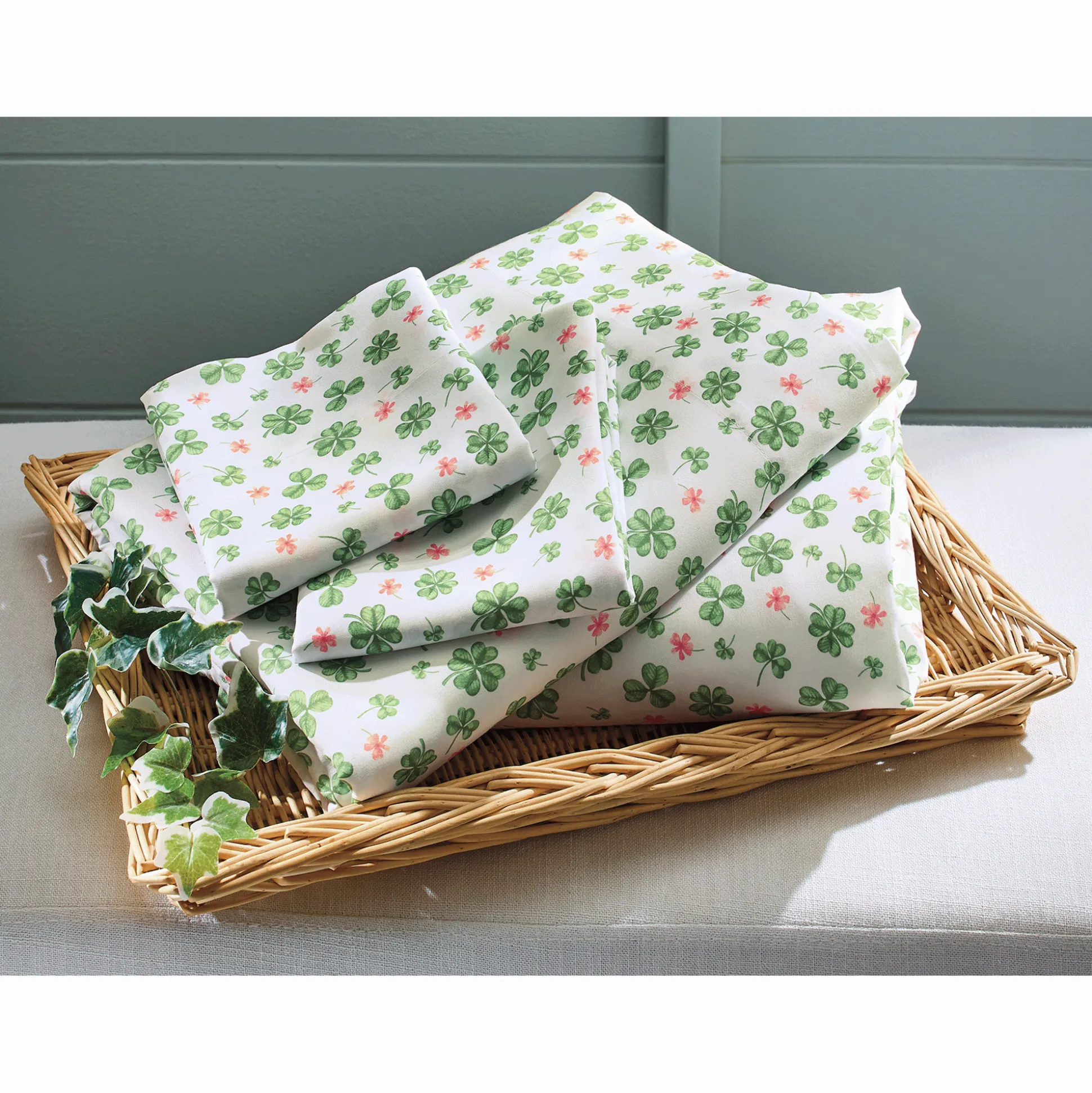 Spring Clover Microfiber Sheet Set