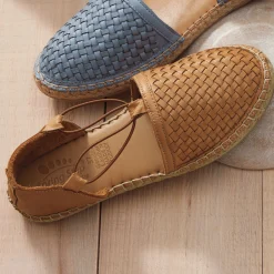Spring Step Clovae Slip-On