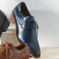 Stacy Adams Hobson Laser-Cut Oxford