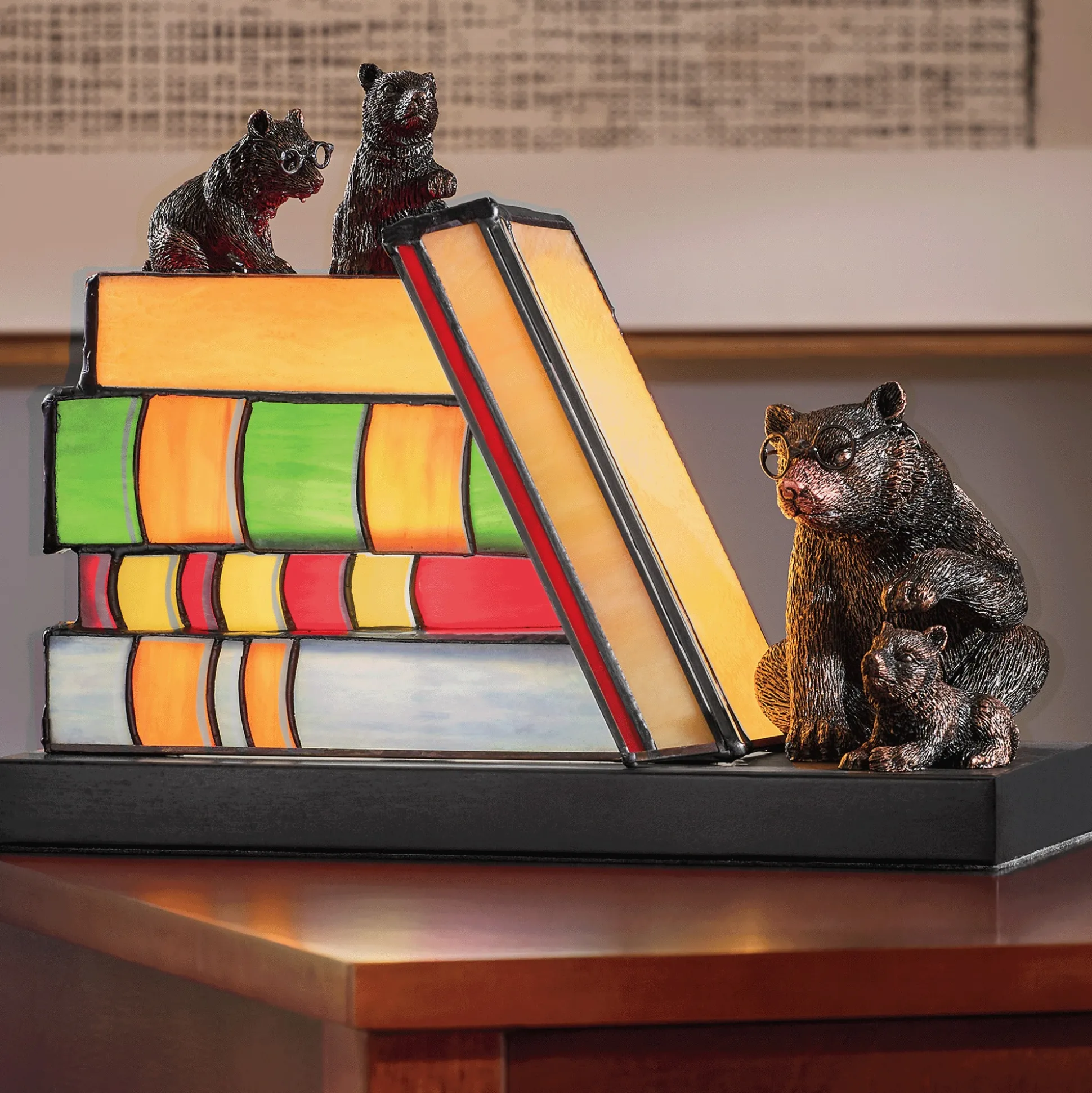 Stained Glass Reading Bear Accent Lamp