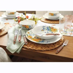 Studio Nova Anna 18-Piece Dinnerware Set