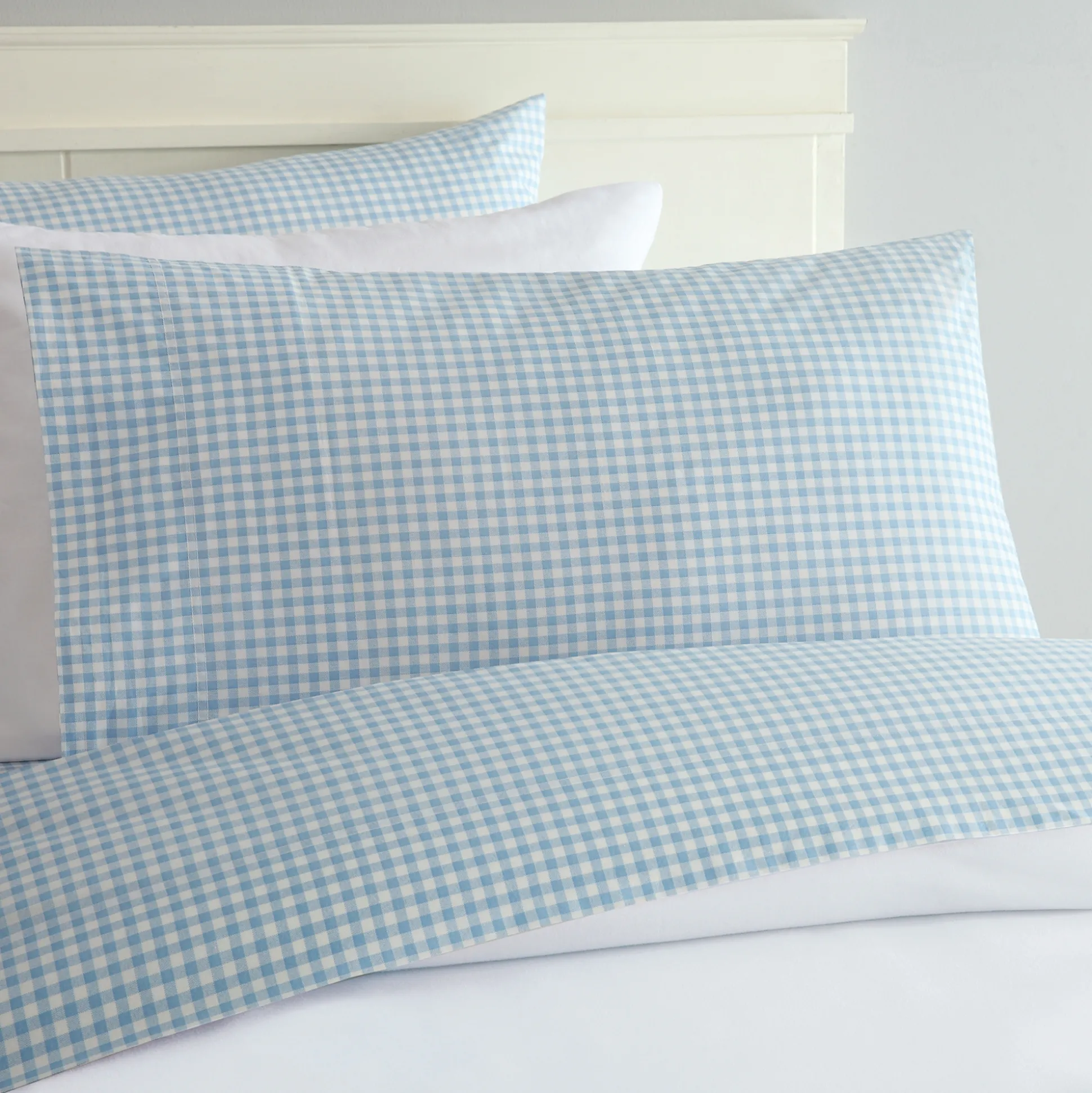250-Thread Count Cotton Gingham Sheet Set