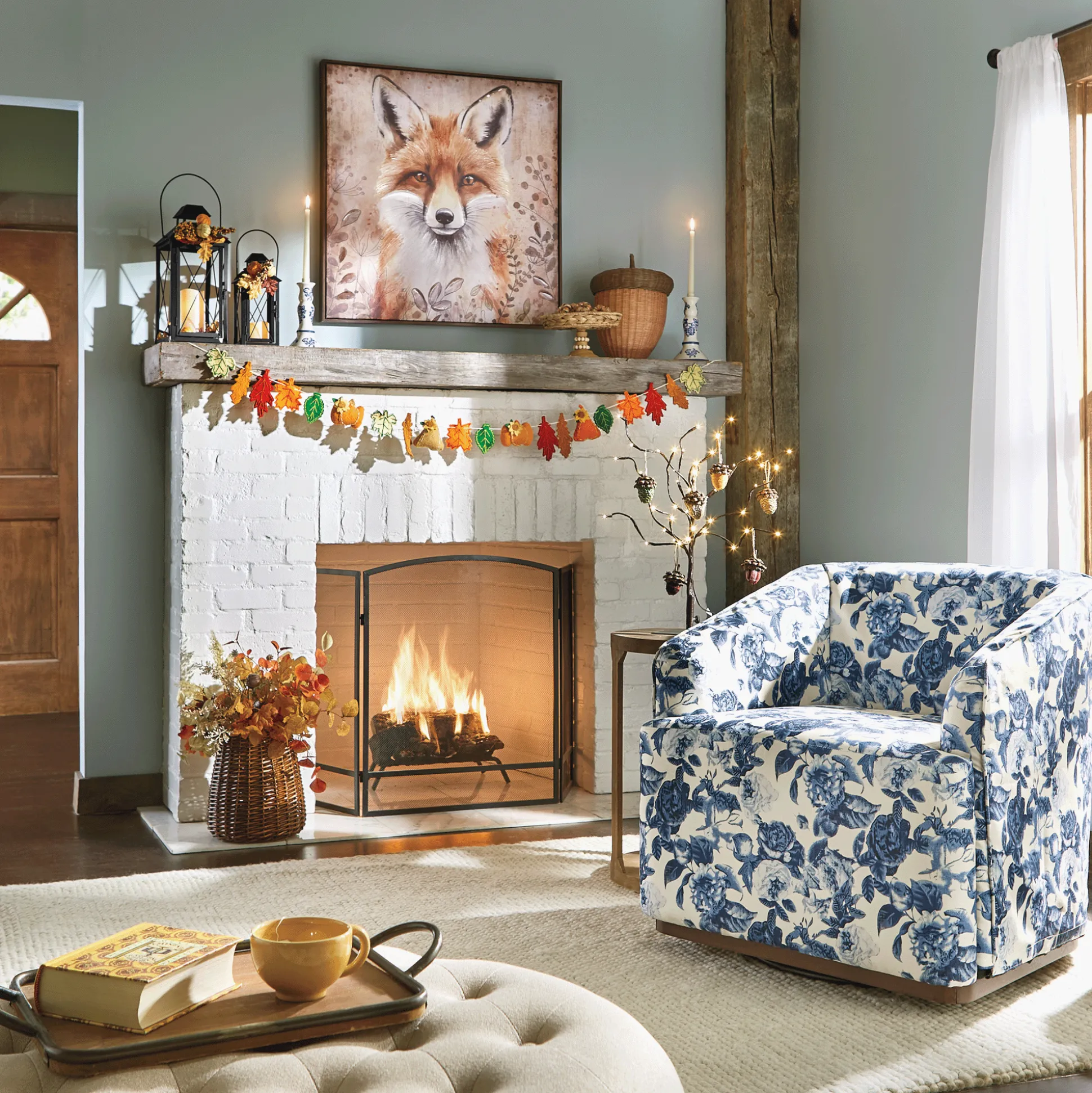 Tierney Swivel Arch-Back Chair