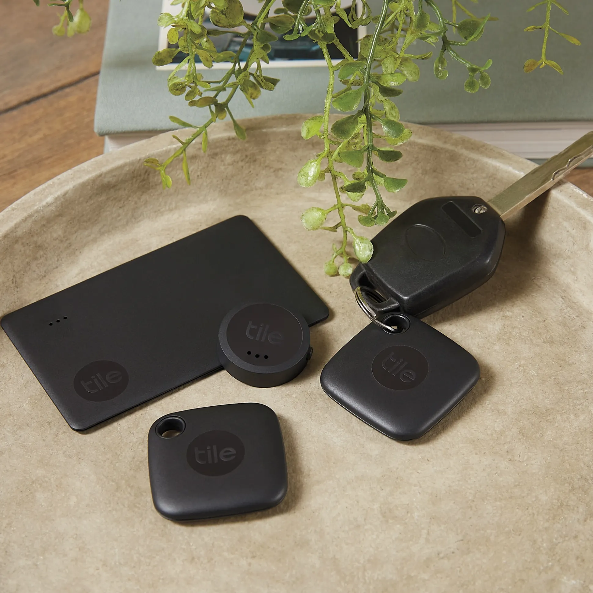 Tile Mate Essentials 4-Piece Tracking Device