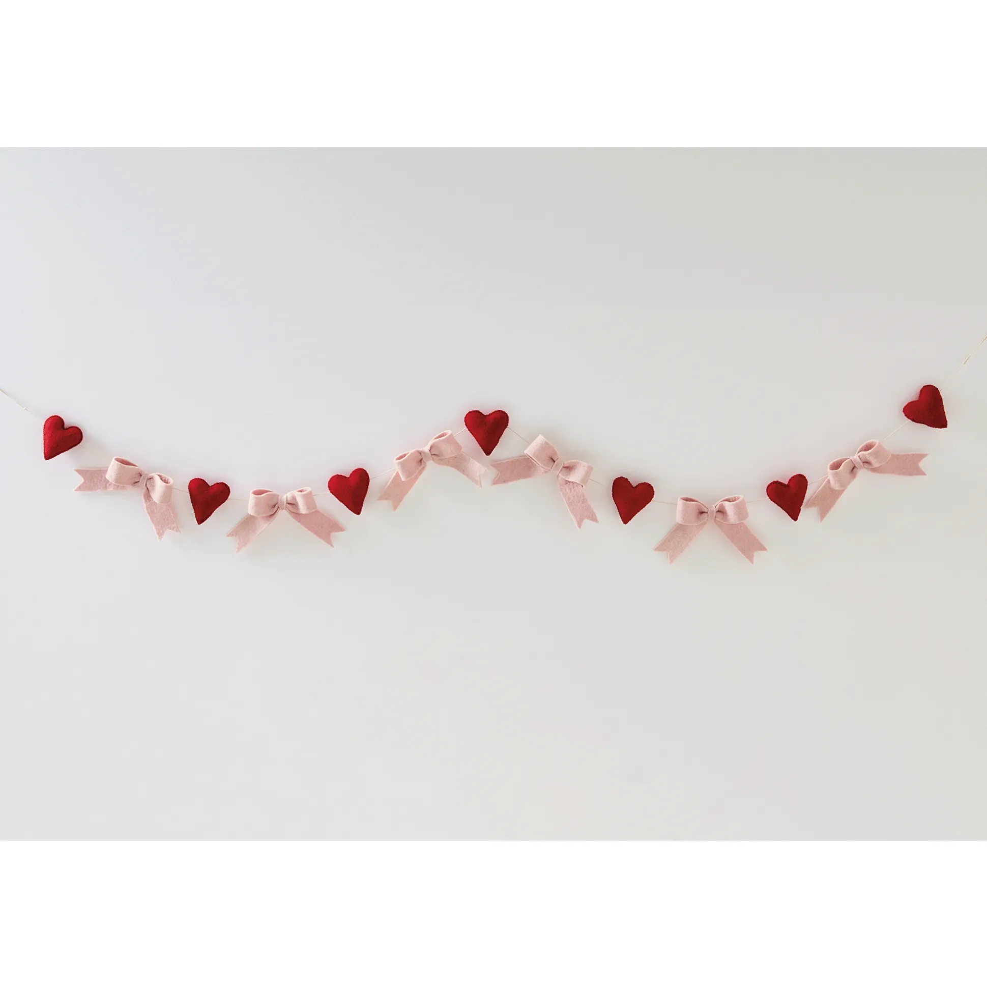 Valentine Hearts and Bows Novelty Garland