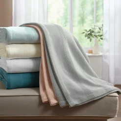 Vellux Textured Blanket