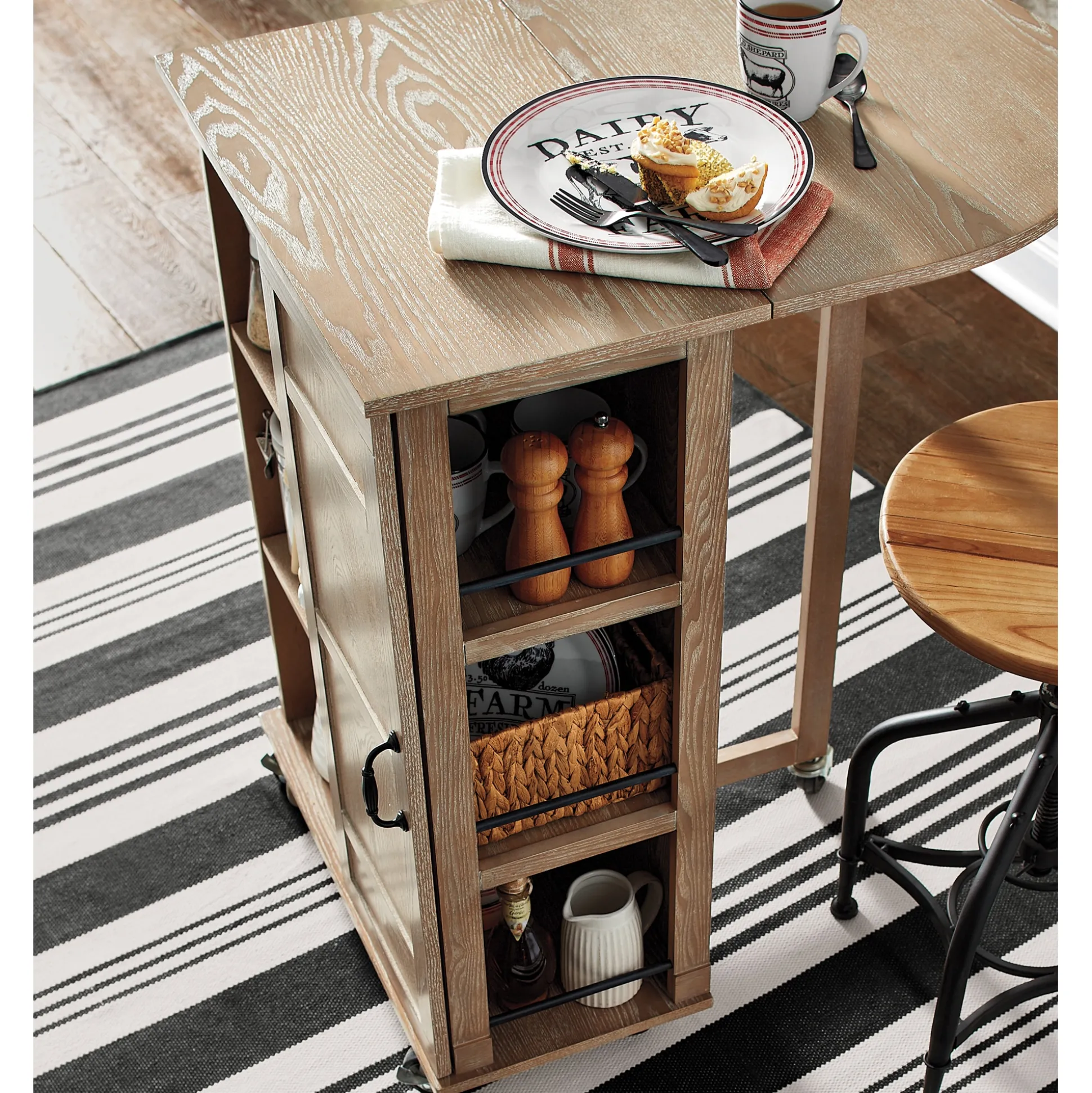 Wain Kitchen Island