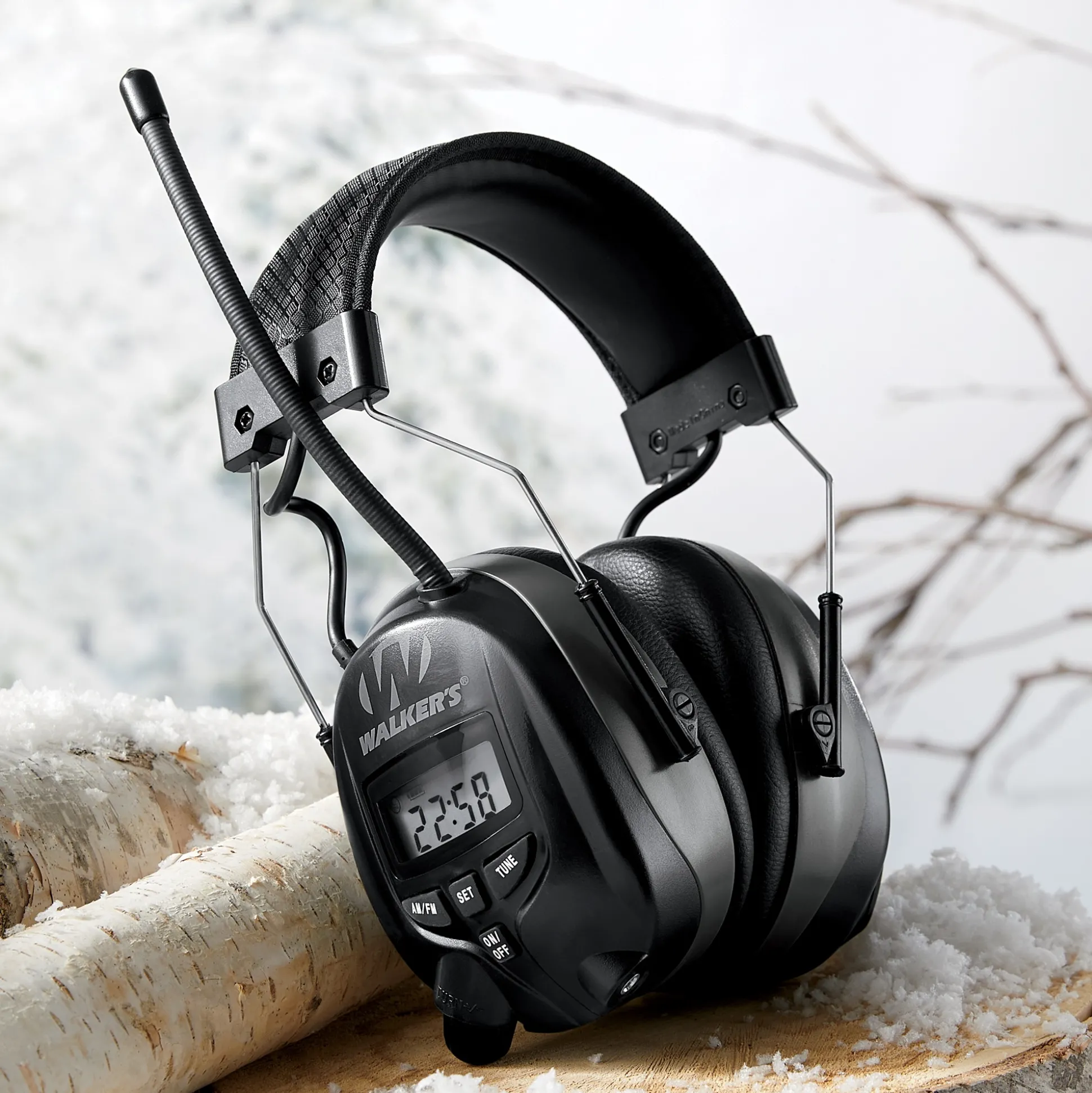 Walker's Digital AM/FM Radio Muff