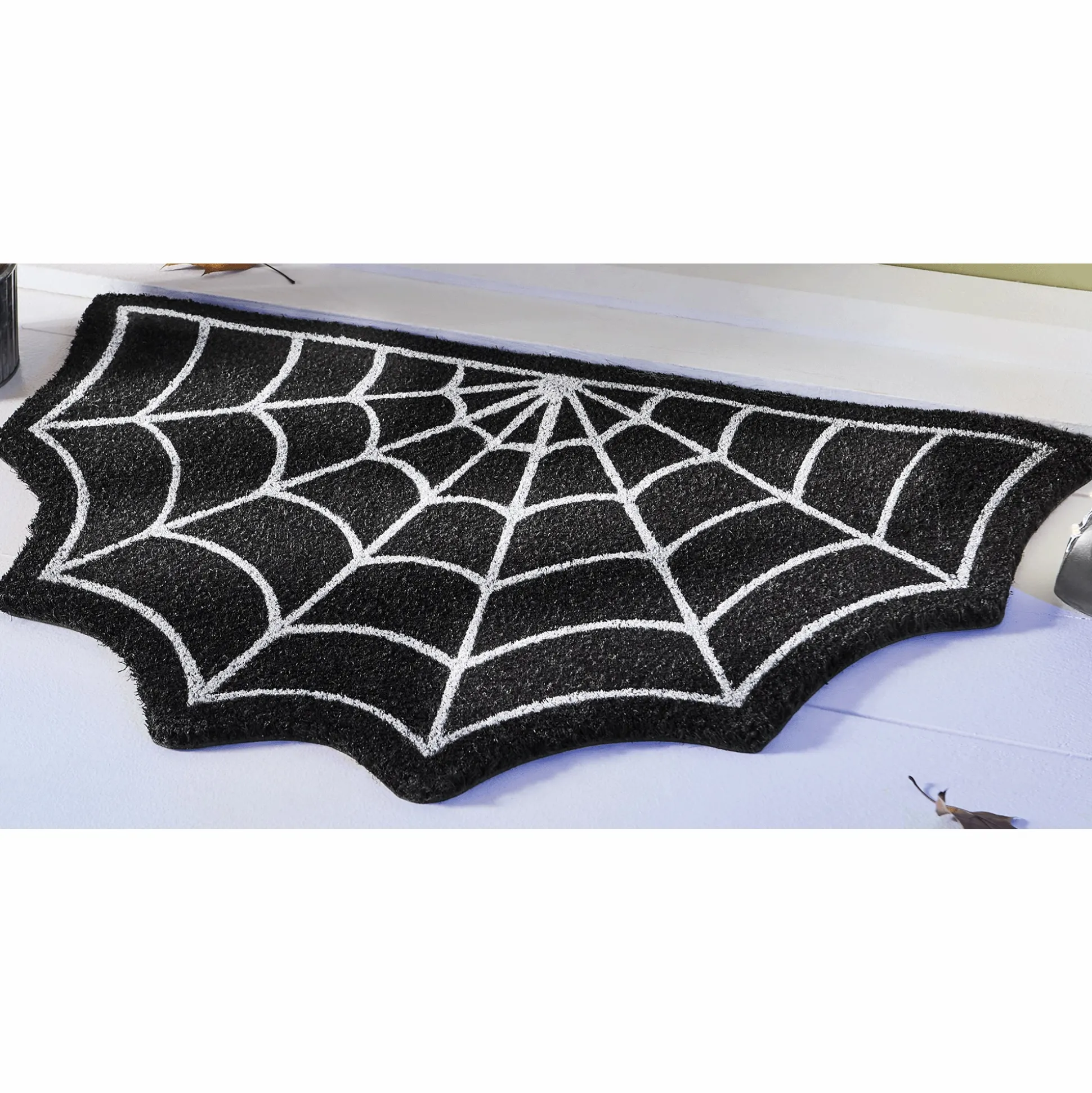 Web-Shaped Coir Indoor/Outdoor Mat - 20" x 30"