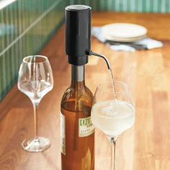 Wine Aerator and Dispenser