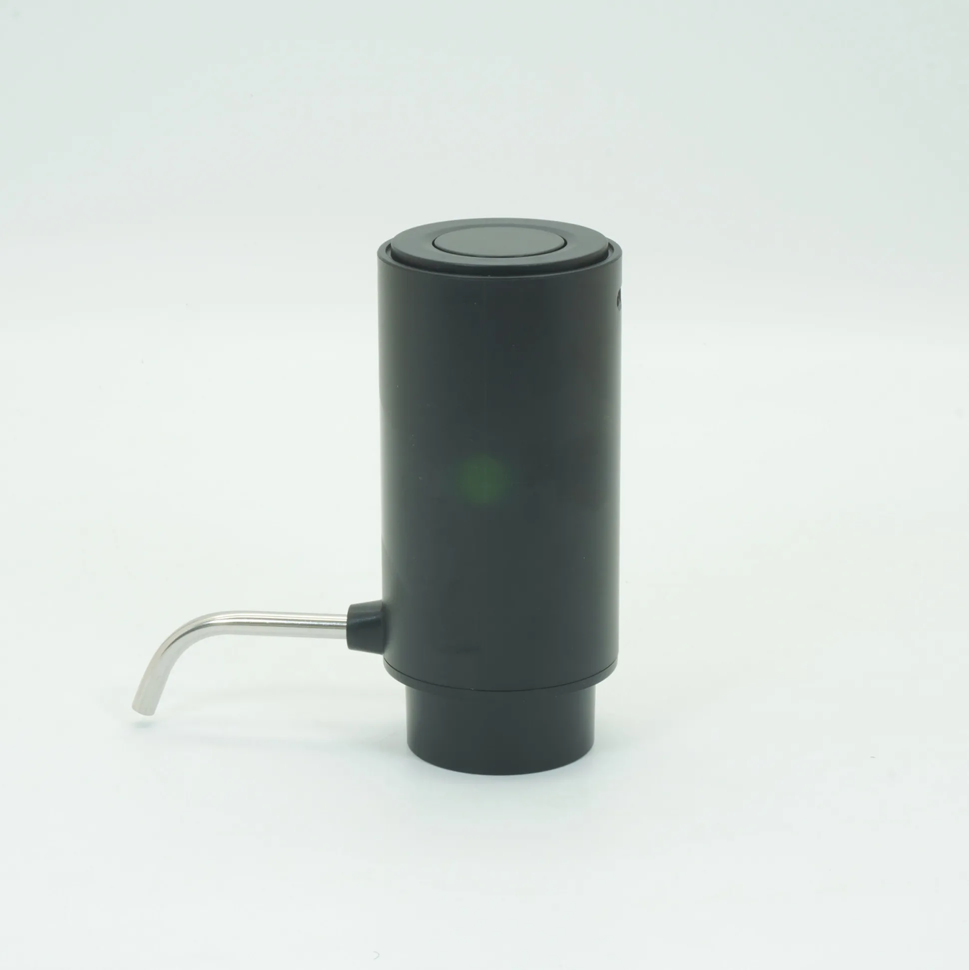 Wine Aerator and Dispenser