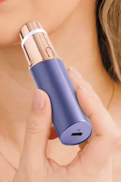 Women’s 2-in-1 Facial Hair Remover